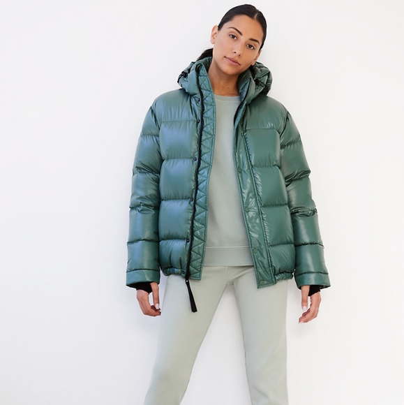 Aritzia TNA The Super Puff jacket S in EUC MISSING HOOD - Picture 2 of 15